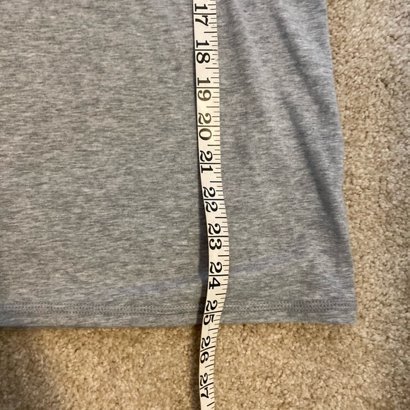 Tommy Hilfiger hoodie top. Great condition. Size medium. - Picture 4 of 6